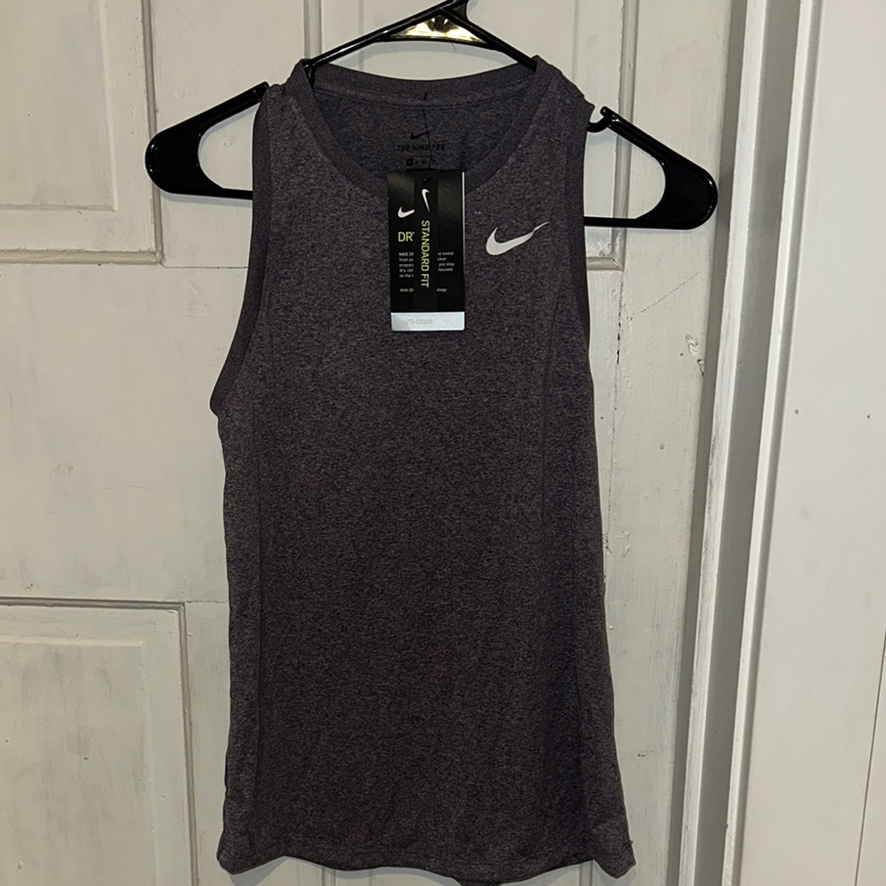 NIKE Dry-fit tank top. color is a purple heather grey. size XS.